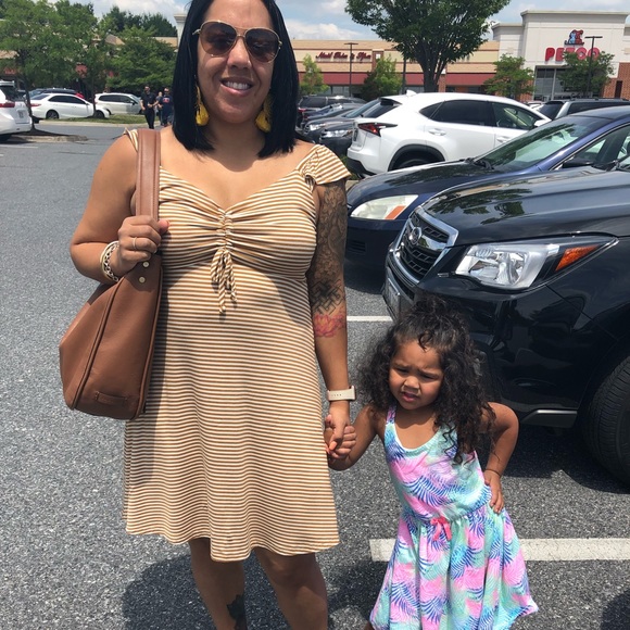 Meet your Posher, Gina - Picture 4 of 8